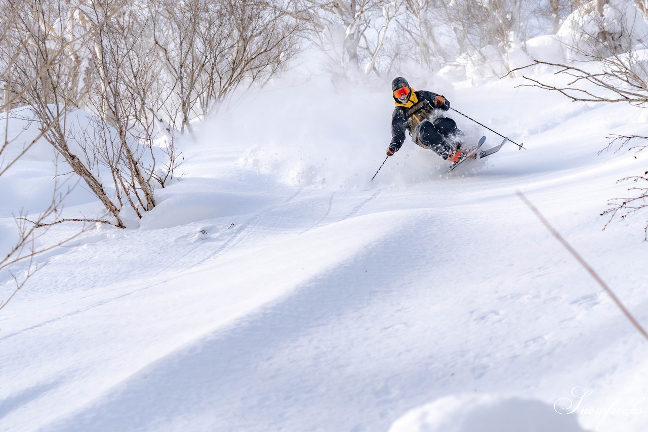 標高1,023ｍ。手稲山を知り尽くしたプロスキーヤー・中西太洋さんと行く、“マザーマウンテン”フォトセッション(^_-)-☆